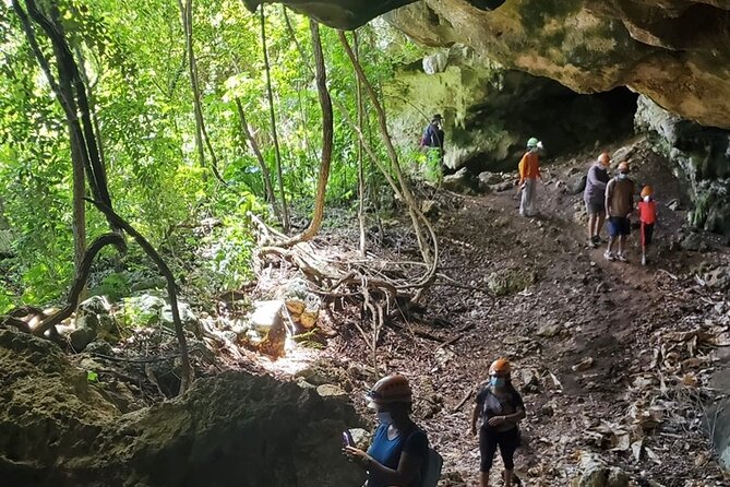 Adventure in Cave and the Guayaney Spring - Walking through Puerto Rico’s karst forest