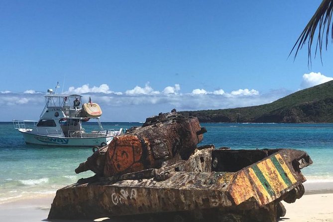Culebra Power Boat Snorkeling & Beach Tour All Inclusive - A fast Newton powerboat with room to spread out