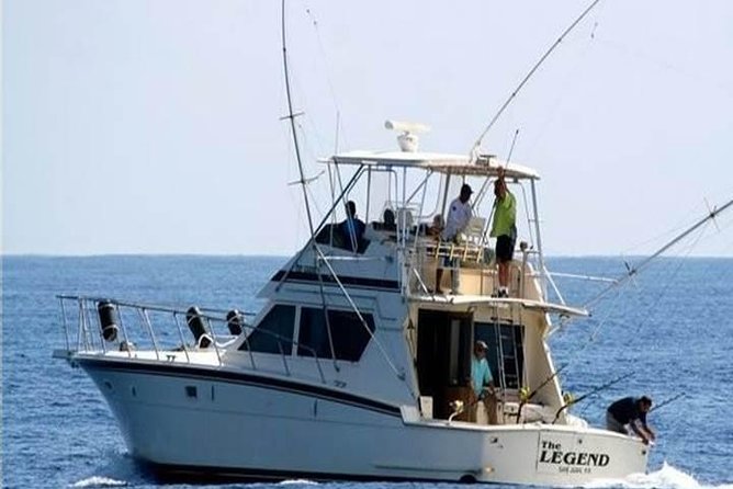 Deep Sea Fishing Private Boat Charter in San Juan - A yacht built for a small fishing group