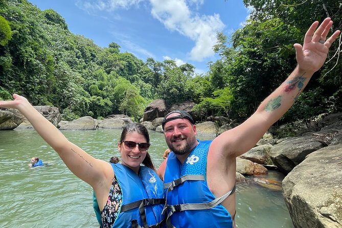 El Yunque Rainforest River and Beach Adventure Tour - Luquillo Beach and the food kiosks