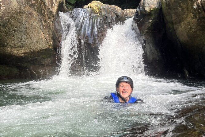 El Yunque Rainforest Tour Half Day Earlybird/ Small Groups - Sliding, swinging, and jumping in the river