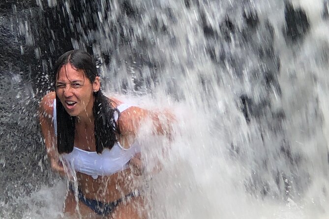 El Yunque: Waterslide and Plus Beach Round Trip - Luquillo Beach and the food kiosks
