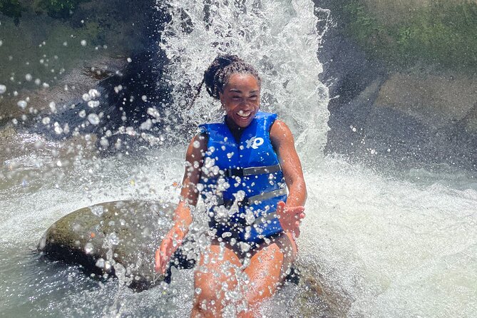 El Yunque: Waterslide and Plus Beach Round Trip - Pickup, group size, and the hidden cost of time