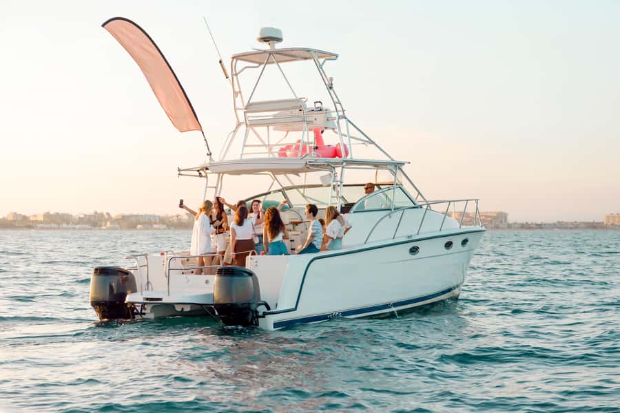 From Fajardo: Boat and Snorkeling in Culebra Island with All-Inclusive - Culebra beach time beyond the mask and fins