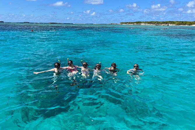 Full Charter All Inclusive for Icacos and Palomino - Five details that shape the day