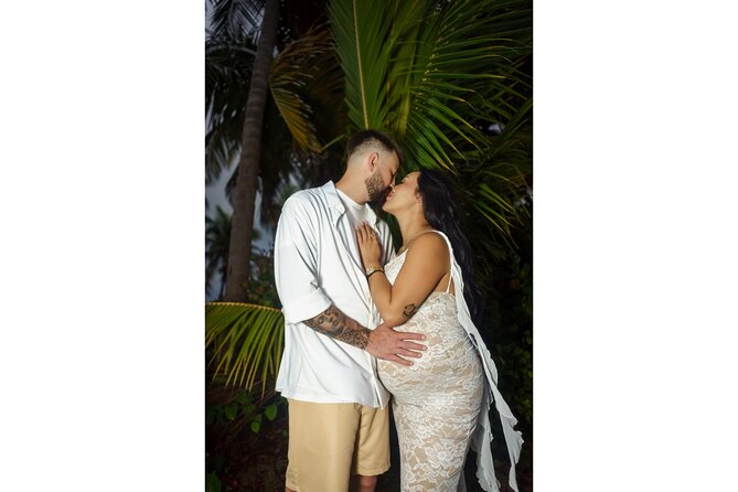 Golden Hour Beach Photo Shoot in San Juan - How the photo delivery process works