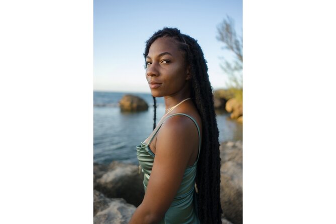 Golden Hour Beach Photo Shoot in San Juan - Timing, clothing, and practical preparation