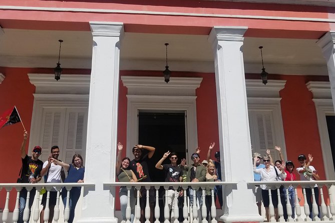 Guided Walking Tour in Ponce - Banco Crédito y Ahorro Ponceño and its historic mural