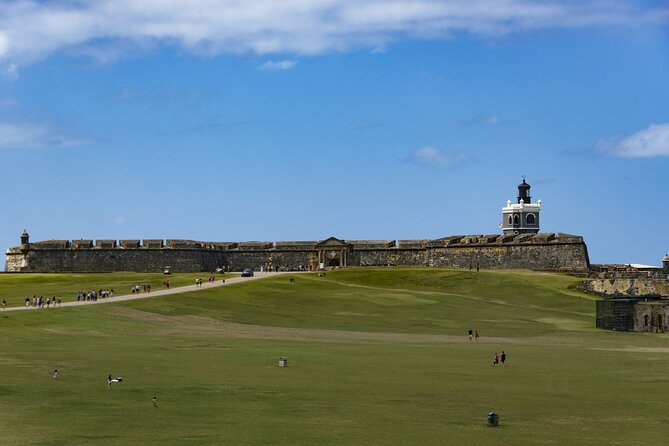 Historic Old San Juan Walking Tour with El Morro Entry - El Morro: 70 minutes inside San Juan’s great fortress