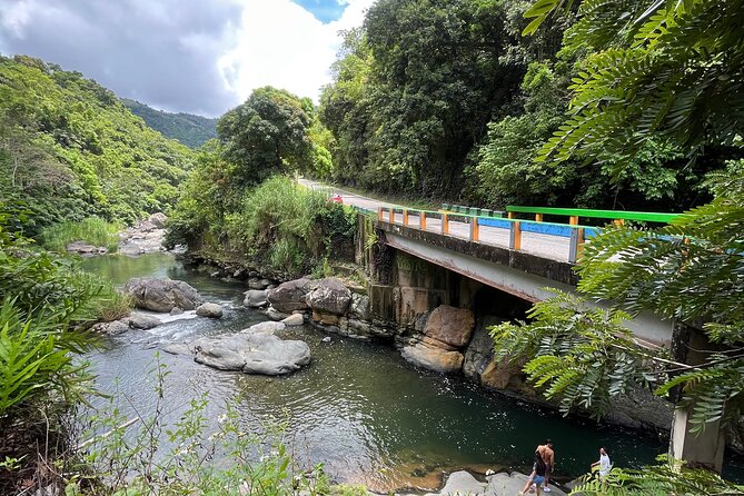 Incredible Hike & Cliff Jumping in the Heart of Puerto Rico - Cooling off at Río Puente del Cacao