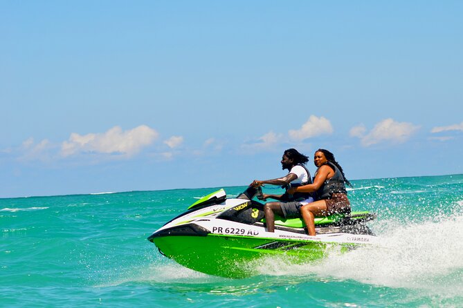 Jet Ski Rentals Isla Verde Beach - Finding the jet skis behind the Fairmont Hotel