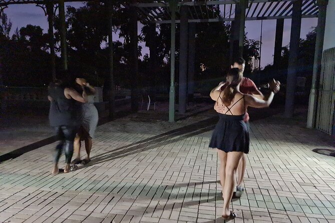 Learn Salsa In Paradise San Juan Puerto Rico - Adding cha cha to the hour