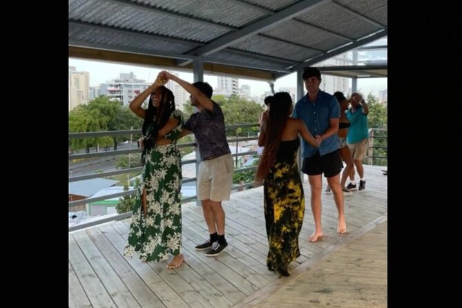 Learn Salsa in San Juan - Vivid beginner lesson - What the beginner lesson actually gives you