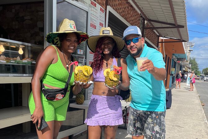 Luquillo Beach and Restaurants Experience Tour - Eating at the Kiosks of Luquillo