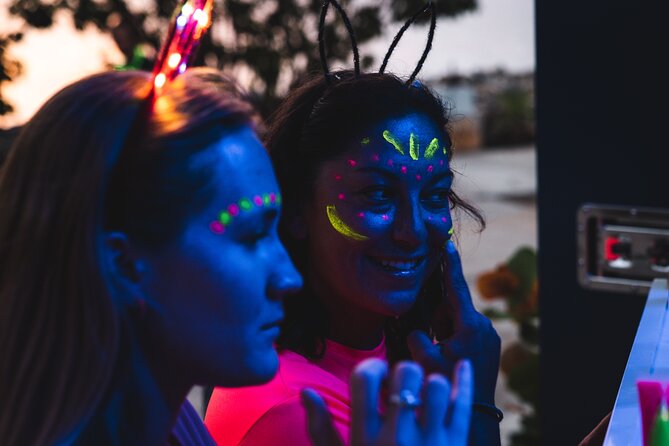 Night Kayak - Condado City Lights Tour - What the Condado Lagoon setting gives you