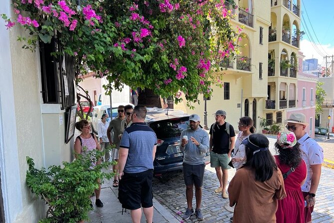 Old San Juan Historical Walk, Shopping, and Dining w/ Transport - Calle Fortaleza shopping and free time