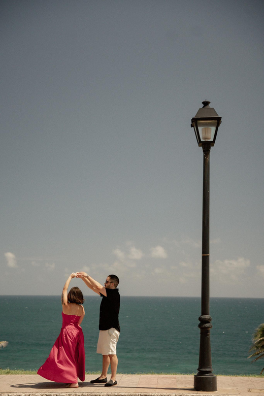 Old San Juan: Photoshoot Walking Tour - Callejon Del Tamarindo and the first 15 minutes