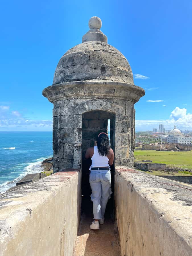 Old San Juan: San Cristobal Castle and Old Town Walking Tour - Meeting at Plaza Colón