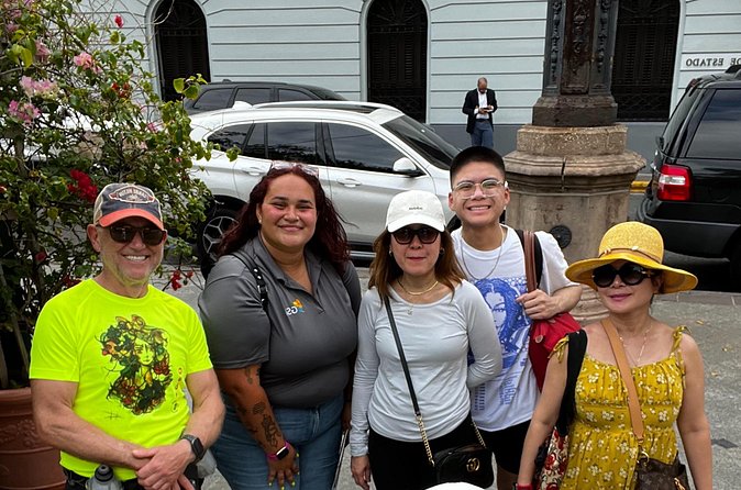 Old San Juan Walking Tour with a Historian - La Casa Estrecha makes a quick but memorable photo stop