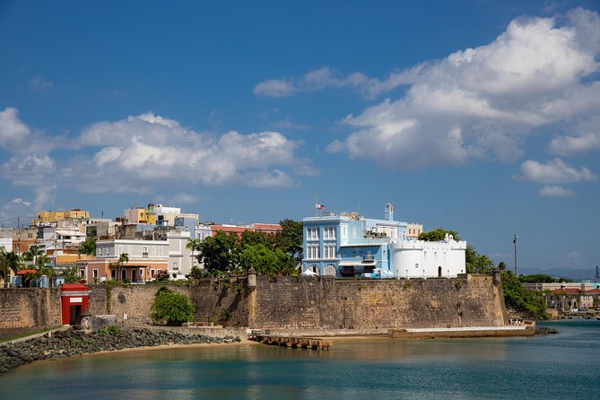 Old San Juan Walking Tour with Fort: 8+ people group - The opening drive gives you a useful city overview