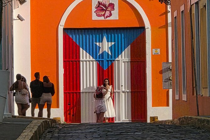 Old St. John Scenic On Cart Minimal Walks - San Cristóbal begins the fort story