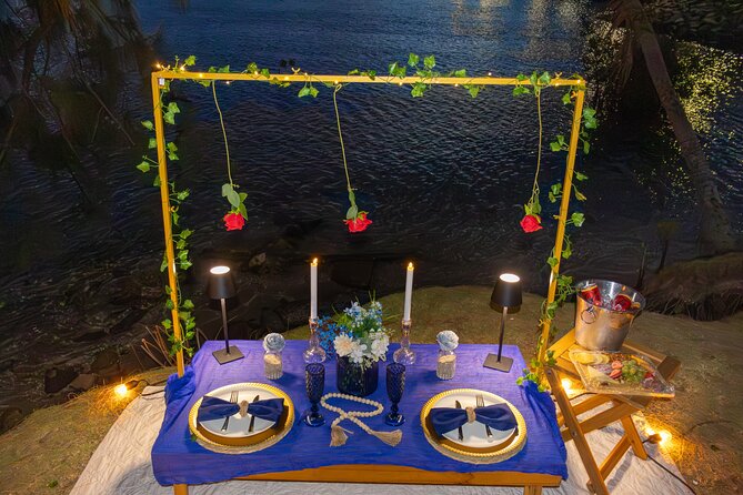 Picnic in San Juan Puerto Rico - Add a canvas painting kit for a creative date