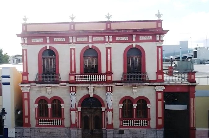 Ponce Historical City Tour - Castillo Serrallés and the final cultural stop