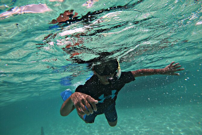 Private All-Inclusive 22ft Boat Guided Snorkeling Icacos Palomino - Palomino, Palominito, and beach time