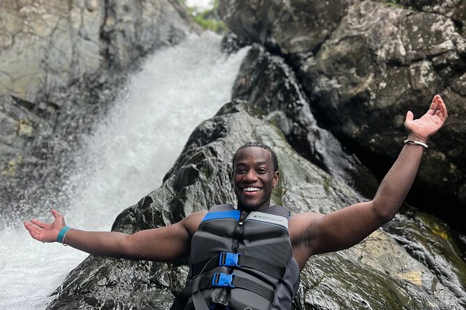 Private El Yunque Rainforest Day Tour with Transport - What to pack for the forest