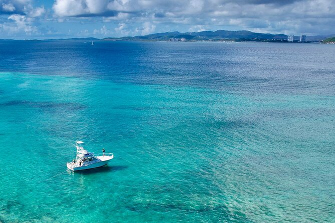 Private Luxury 36' Yacht from Fajardo to Icacos or Palomino - How the $1,690 price works for a group
