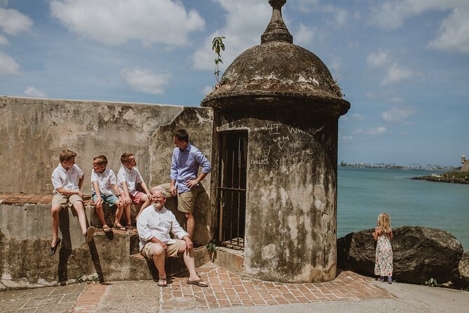 Private Vacation Photo Session with Local Photographer in San Juan - Piñones: choose it for a change of setting