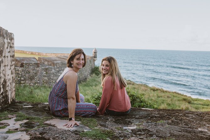 Private Vacation Photo Session with Local Photographer in San Juan - What you receive for $325