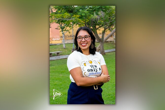 Professional Photoshoot in the Vibrant Streets of Old San Juan - Is $250 Per Person a Fair Price?