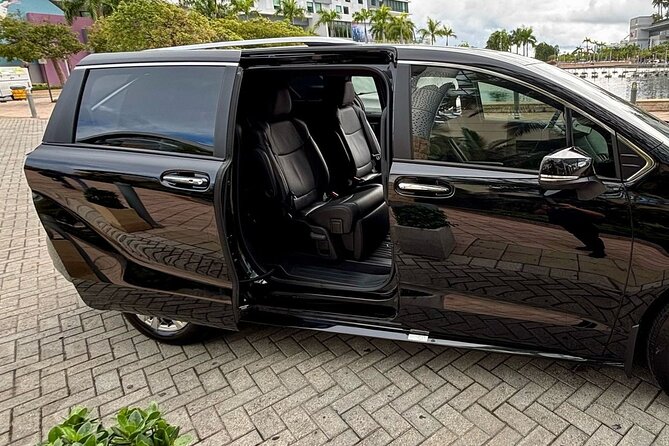 Puerto Rico Island Wide Transfers, Sienna Limited Luxury Minivan. - From Luis Muñoz Marín Airport to Your Destination