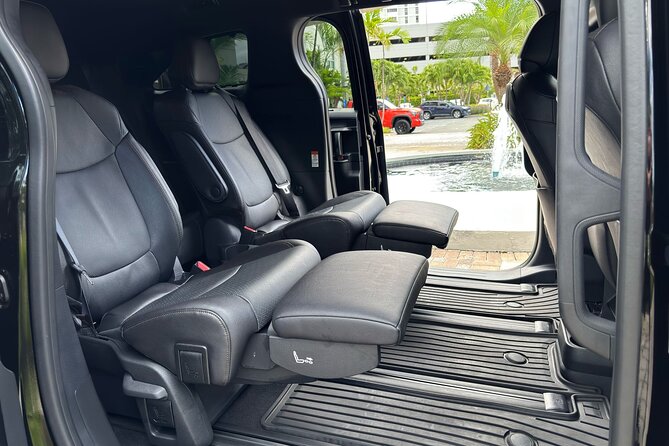 Puerto Rico Island Wide Transfers, Sienna Limited Luxury Minivan. - Inside the Toyota Sienna Limited