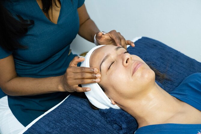 Rejuvenating Facial in Local Spa Room - The rejuvenating facial and massage
