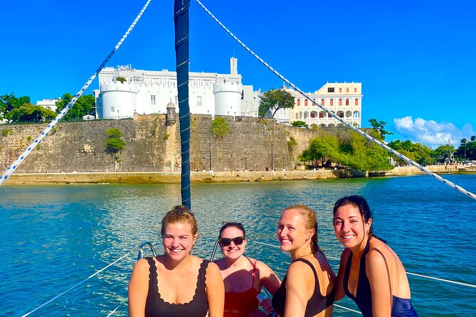 San Juan Bay Private Tour with Drinks and Tapas: 4+ people - The unnamed island and a chance to swim