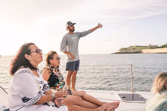 San Juan Catamaran Sunset Sail with Drinks Included - Why the six-person limit matters