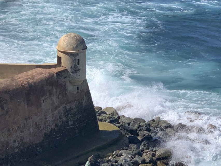 San Juan: Ghosts and Spooky History Walking Tour - Casa Blanca and the Museo de las Americas
