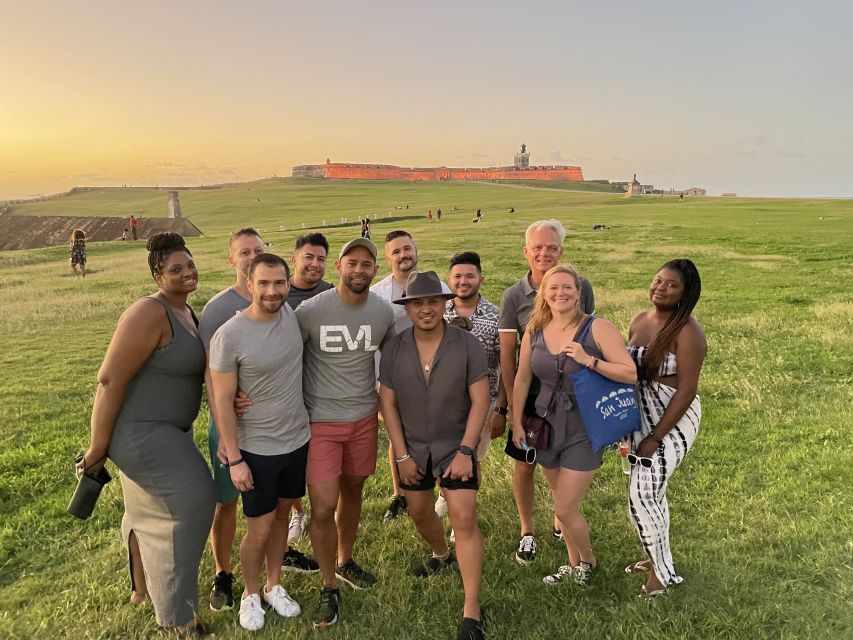 San Juan: Old Town Sunset Walking Tour - La Fortaleza and the cathedral district