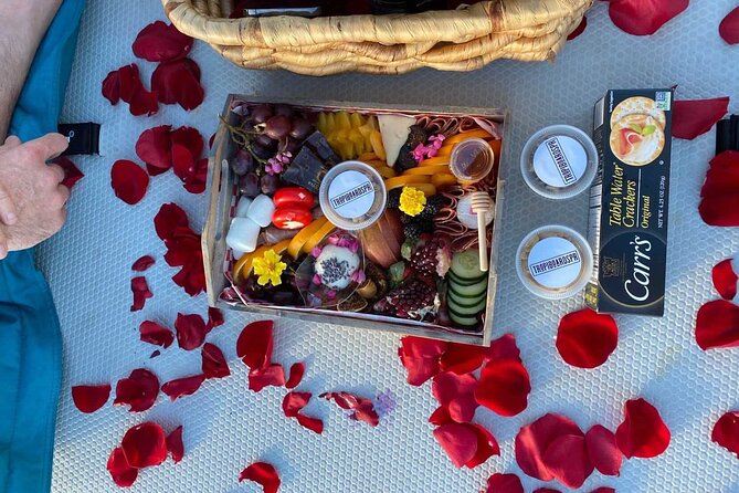 San Juan — Private Floating Picnic Experience in Condado Lagoon - Key points to know before booking