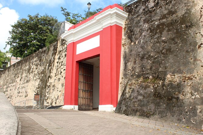 San Juan Private Old Walking Tour - El Morro and the city’s military story
