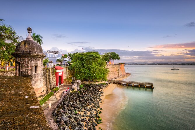 San Juan Self-Guided Walking Audio Tour - La Fortaleza and the walk toward Paseo de la Princesa