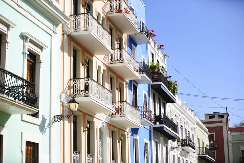 San Juan: Walking Tour with Expert Guide - The San Juan Gate and the Old City Streets