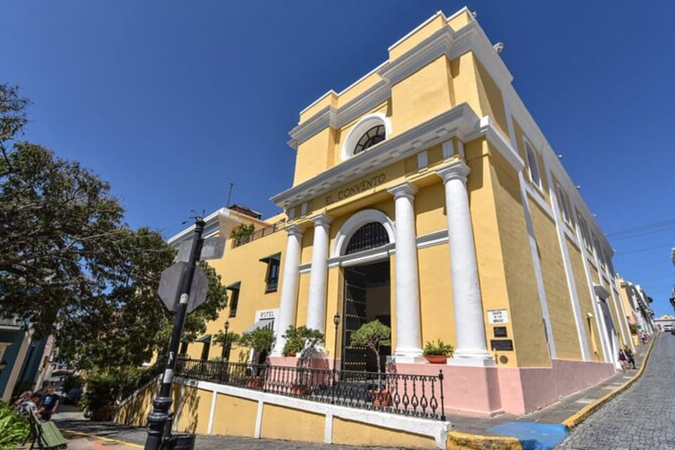 San Juan: Walking Tour with Expert Guide - The Cathedral and Plaza del Quinto Centenario