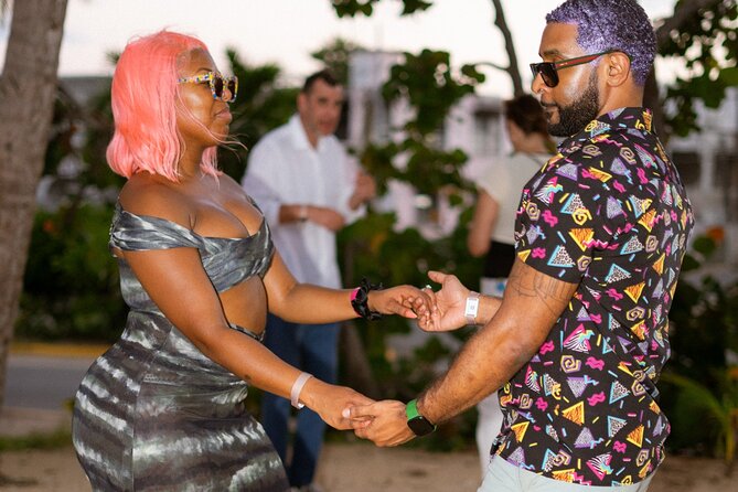 Sunset Salsa Beach Class in San Juan - Charlotte and the teaching style