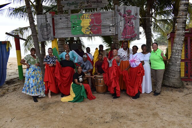 "Unique Tour" Loiza, Cultue, Art & Bomba Dance Class on The Beach - A one-hour bomba workshop by the beach