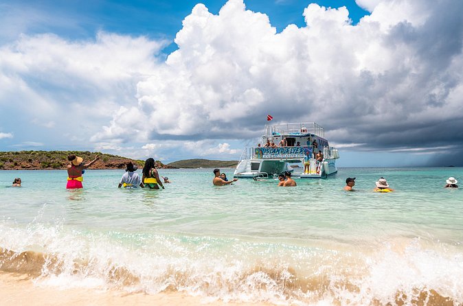 Vieques: Beach and Snorkeling Tour by Catamaran from Fajardo - A crew that keeps the day moving