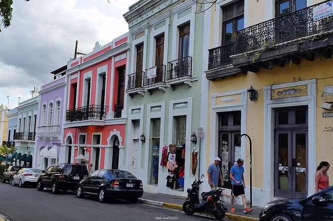 Welcome to San Juan's Old Town: Private Half-Day Walking Tour - What the guides add to the experience